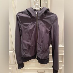Black Lululemon jacket size 2-4